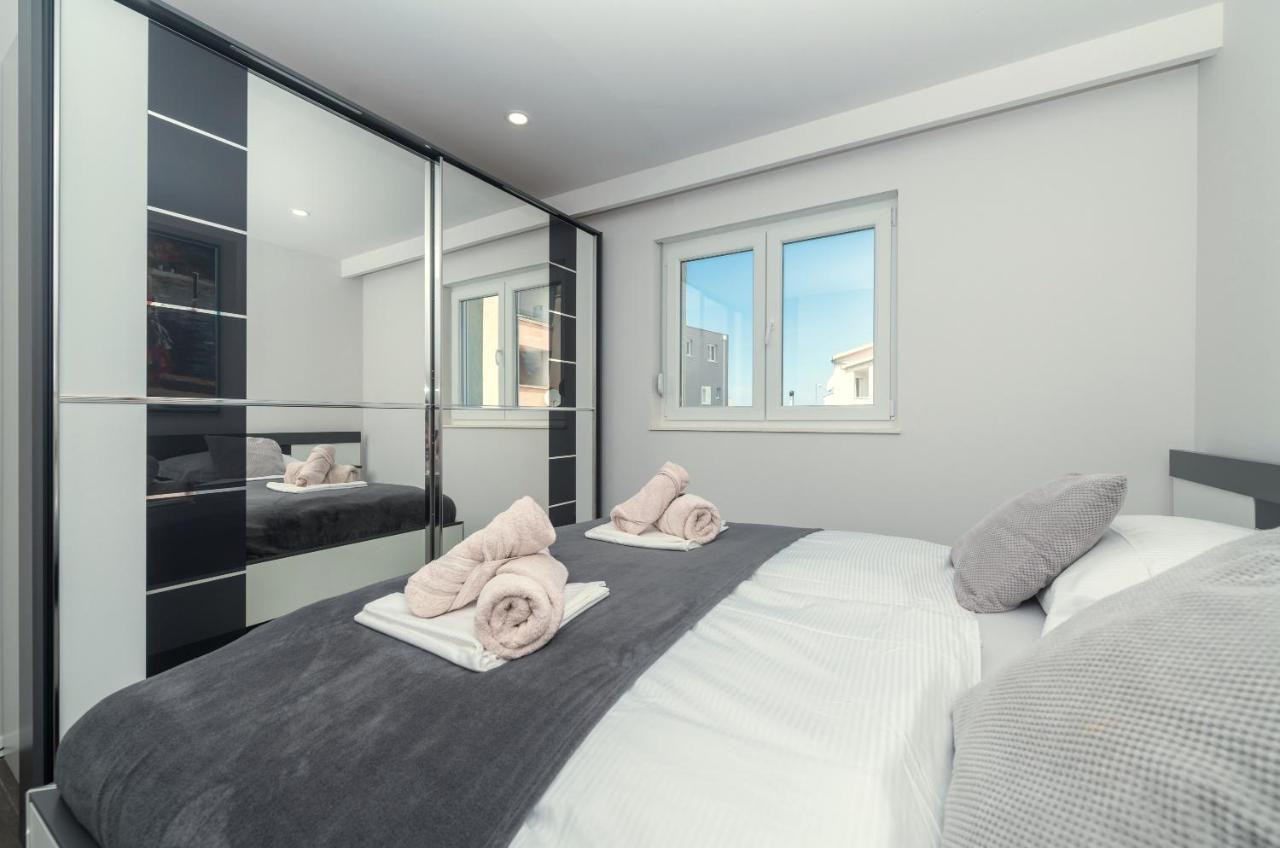 Luxury Apartment Purple Summer Sea View Makarska Luaran gambar